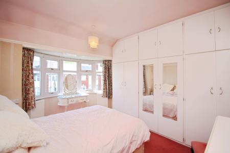 3 bedroom Terraced House for sale in Ravenhurst Road, Braunstone Town, LE3