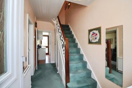 3 bedroom Terraced House for sale in Ravenhurst Road, Braunstone Town, LE3