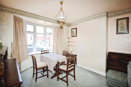 3 bedroom Terraced House for sale in Ravenhurst Road, Braunstone Town, LE3