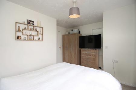 3 bedroom Semi-detached house for sale in Ryder Road, Kirby Frith, Leicester