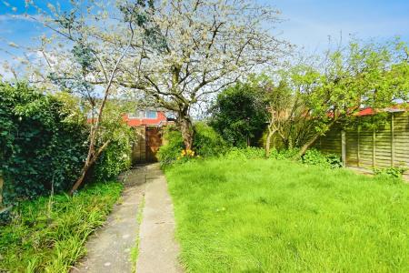 3 bedroom End of terrace house for sale in Shanklin Gardens, Leicester, LE3