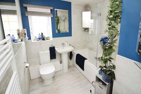 2 bedroom Detached bungalow for sale in Shiel Road, Lubbesthorpe, LE19