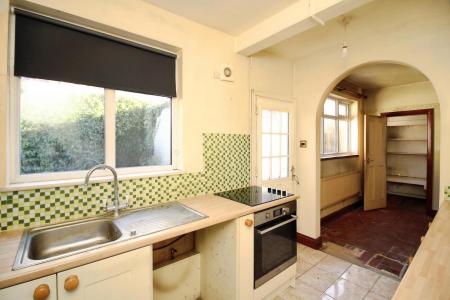 4 bedroom Detached house for sale in Shilton Road, Barwell, LE9