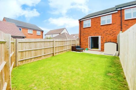 3 bedroom End of terrace house for sale in Sigrist Road, Desford, LE9
