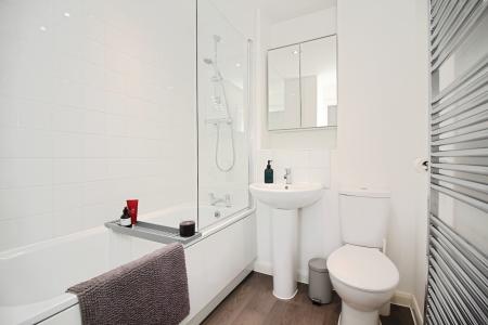 3 bedroom End of terrace house for sale in Sigrist Road, Desford, LE9