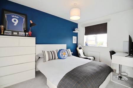 3 bedroom End of terrace house for sale in Sigrist Road, Desford, LE9