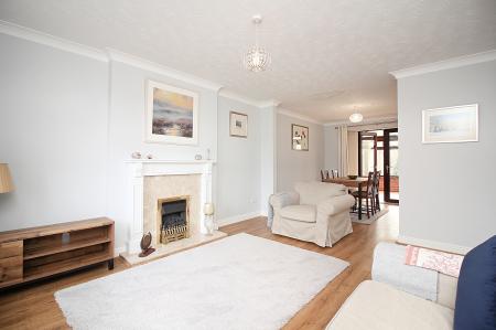 3 bedroom Detached house for sale in St. Georges Close, Newbold Verdon, LE9