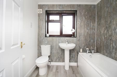 3 bedroom Detached house for sale in St. Georges Close, Newbold Verdon, LE9