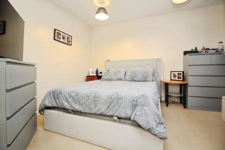 2 bedroom Flat for sale in Stackyard Close, Thorpe Astley, LE3