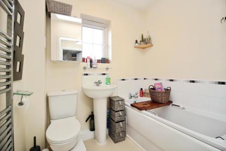 2 bedroom Flat for sale in Stackyard Close, Thorpe Astley, LE3