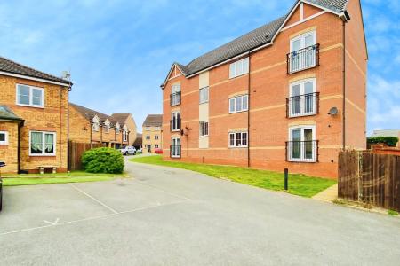 2 bedroom Flat for sale in Stackyard Close, Thorpe Astley, LE3