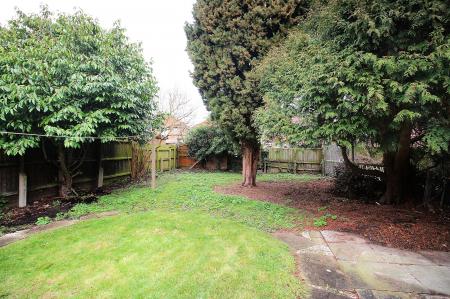 5 bedroom Semi-detached house for sale in Stonehurst Road, Braunstone Town