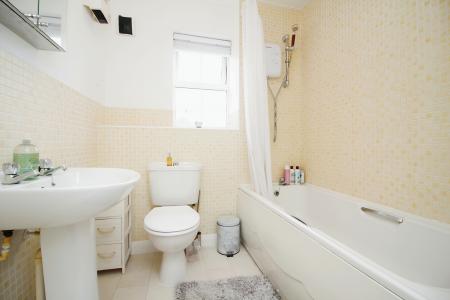2 bedroom Flat for sale in Strathern Road, Bradgate Heights,, LE3