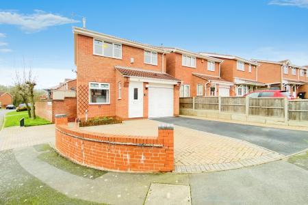 3 bedroom Detached house for sale in Swallowdale Drive, Anstey Heights, Leicester, LE4