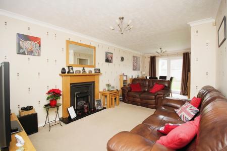 3 bedroom Detached house for sale in Swallowdale Drive, Anstey Heights, Leicester, LE4