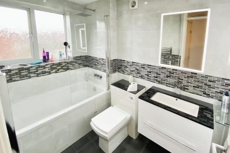 3 bedroom Detached house for sale in Swallowdale Drive, Anstey Heights, Leicester, LE4