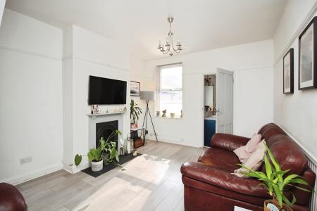 2 bedroom Terraced House for sale in Sylvan Street, Newfoundpool, Leicester, LE3
