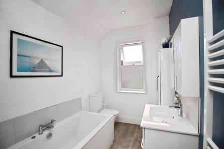 2 bedroom Terraced House for sale in Sylvan Street, Newfoundpool, Leicester, LE3