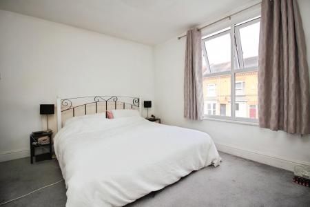 2 bedroom Terraced House for sale in Sylvan Street, Newfoundpool, Leicester, LE3