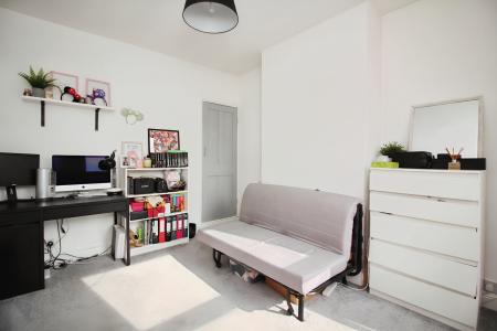 2 bedroom Terraced House for sale in Sylvan Street, Newfoundpool, Leicester, LE3