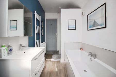 2 bedroom Terraced House for sale in Sylvan Street, Newfoundpool, Leicester, LE3