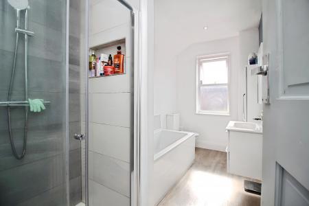 2 bedroom Terraced House for sale in Sylvan Street, Newfoundpool, Leicester, LE3