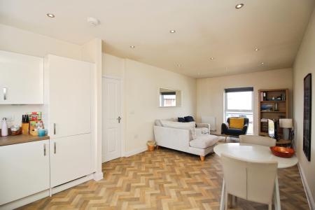 2 bedroom Flat for sale in Tay Road, Lubbesthorpe, LE19