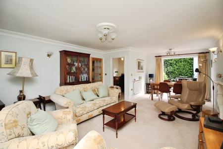 3 bedroom Detached house for sale in The Paddock, Newbold Verdon, LE9