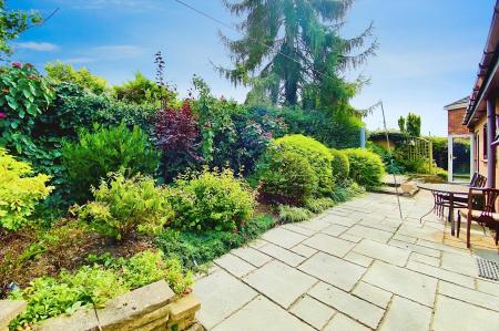 3 bedroom Detached house for sale in The Paddock, Newbold Verdon, LE9