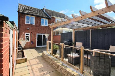 3 bedroom Semi-detached house for sale in Thorpe Field Drive, Thurmaston, LE4