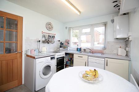 3 bedroom Semi-detached house for sale in Thorpe Field Drive, Thurmaston, LE4