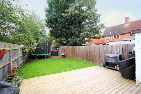 3 bedroom Town house for sale in Thurlington Road, Braunstone, LE3