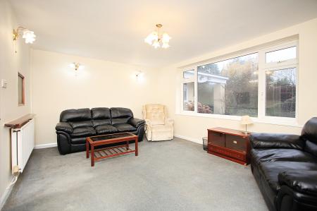 3 bedroom Semi-detached bungalow for sale in Tournament Road, Glenfield, LE3