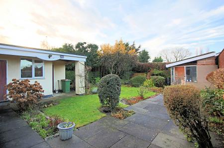 3 bedroom Semi-detached bungalow for sale in Tournament Road, Glenfield, LE3