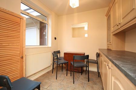 3 bedroom Semi-detached bungalow for sale in Tournament Road, Glenfield, LE3