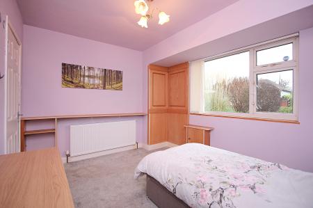 3 bedroom Semi-detached bungalow for sale in Tournament Road, Glenfield, LE3
