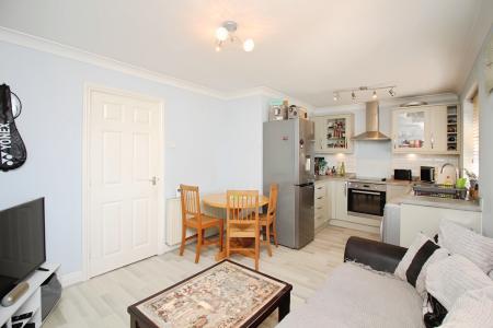 2 bedroom Flat for sale in Trinity Court, Hinckley, LE10