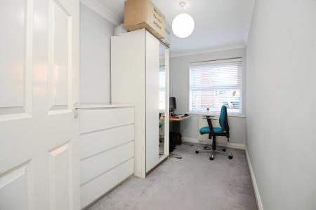2 bedroom Flat for sale in Trinity Court, Hinckley, LE10