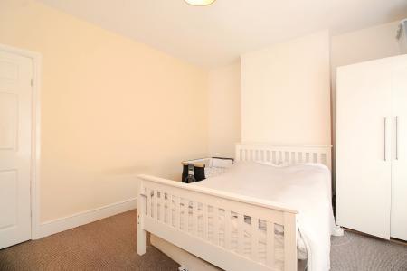 3 bedroom Terraced House for sale in Tudor Road, Leicester, LE3