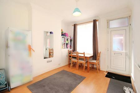 3 bedroom Terraced House for sale in Tudor Road, Leicester, LE3