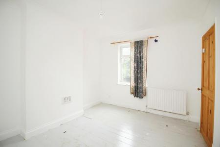 2 bedroom Terraced House for sale in Tudor Road, Leicester, LE3