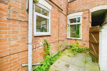 2 bedroom Terraced House for sale in Tudor Road, Leicester, LE3