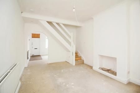 2 bedroom Terraced House for sale in Tudor Road, Leicester, LE3