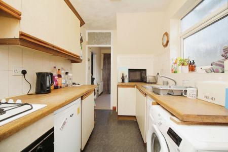 3 bedroom Semi-detached house for sale in Turnbull Drive, Braunstone Town, LE3