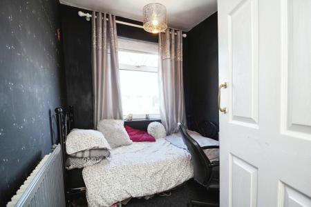 3 bedroom Semi-detached house for sale in Turnbull Drive, Braunstone Town, LE3