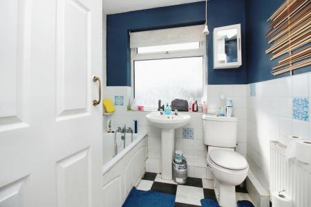 3 bedroom Semi-detached house for sale in Turnbull Drive, Braunstone Town, LE3