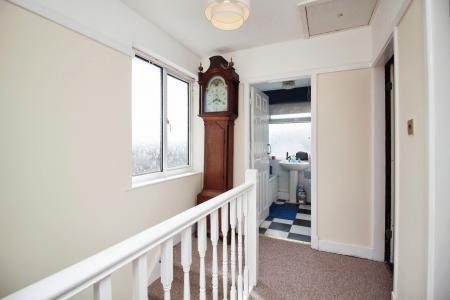3 bedroom Semi-detached house for sale in Turnbull Drive, Braunstone Town, LE3
