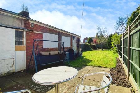 3 bedroom Semi-detached house for sale in Turnbull Drive, Braunstone Town, LE3