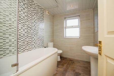 2 bedroom Terraced House for sale in Vaughan Street, Leicester, LE3