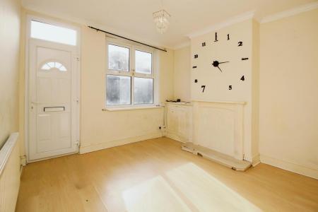 2 bedroom Terraced House for sale in Vaughan Street, Leicester, LE3